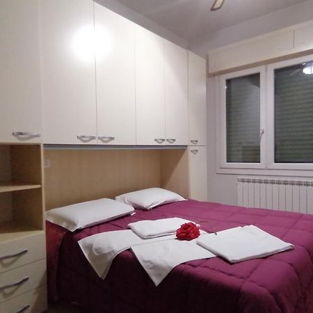 Villa Glori Affitto Camere Monolocali Карпі Екстер'єр фото