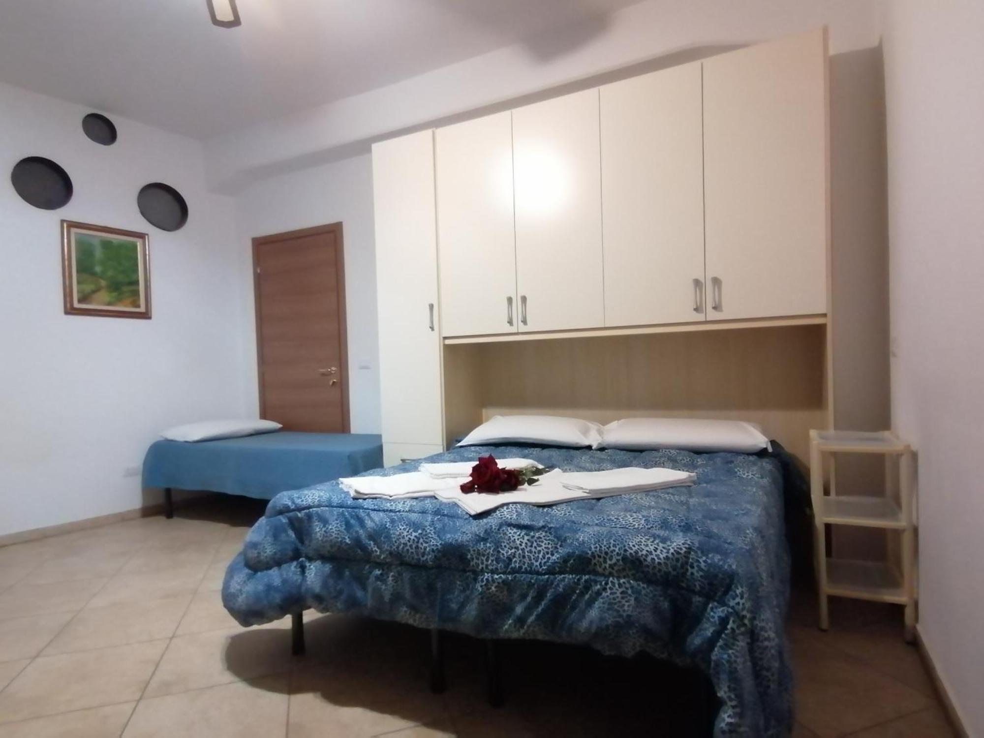 Villa Glori Affitto Camere Monolocali Карпі Екстер'єр фото